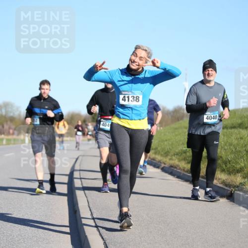 06.04.2025 - 44. Internationalen Wilhelmsburger Insellauf Jannik Wohlers http://msf.ph/oto/7617245 06.04.2025 09:41:49 Laufen 4049, 257, 4138, 4040 meine-sportfotos.de