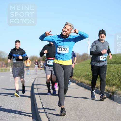 06.04.2025 - 44. Internationalen Wilhelmsburger Insellauf Jannik Wohlers http://msf.ph/oto/7617246 06.04.2025 09:41:49 Laufen 4049, 4138, 4040 meine-sportfotos.de