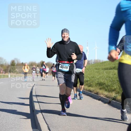 06.04.2025 - 44. Internationalen Wilhelmsburger Insellauf Jannik Wohlers http://msf.ph/oto/7617252 06.04.2025 09:41:51 Laufen 4049, 3070, 4138 meine-sportfotos.de