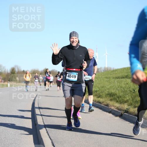06.04.2025 - 44. Internationalen Wilhelmsburger Insellauf Jannik Wohlers http://msf.ph/oto/7617253 06.04.2025 09:41:51 Laufen 4049, 3070, 413 meine-sportfotos.de