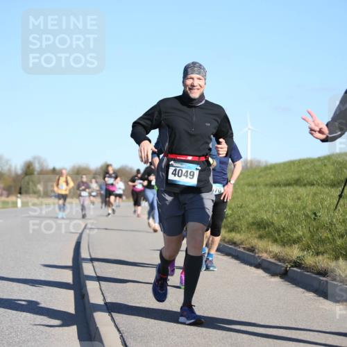 06.04.2025 - 44. Internationalen Wilhelmsburger Insellauf Jannik Wohlers http://msf.ph/oto/7617256 06.04.2025 09:41:51 Laufen 4049, 4040 meine-sportfotos.de