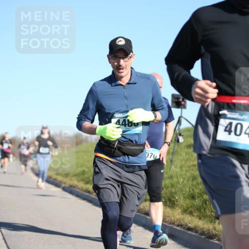 06.04.2025 - 44. Internationalen Wilhelmsburger Insellauf Jannik Wohlers http://msf.ph/oto/7617265 06.04.2025 09:41:53 Laufen 4480, 070, 4049 meine-sportfotos.de