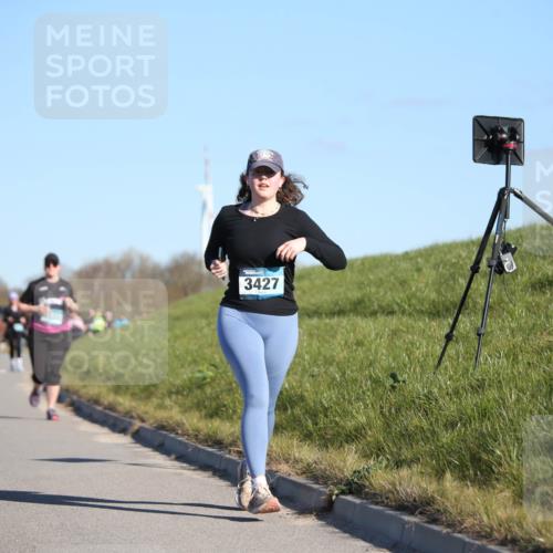06.04.2025 - 44. Internationalen Wilhelmsburger Insellauf Jannik Wohlers http://msf.ph/oto/7617270 06.04.2025 09:41:56 Laufen 3427 meine-sportfotos.de