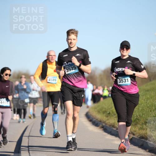 06.04.2025 - 44. Internationalen Wilhelmsburger Insellauf Jannik Wohlers http://msf.ph/oto/7617279 06.04.2025 09:41:59 Laufen 4401, 4589, 3525, 3531 meine-sportfotos.de