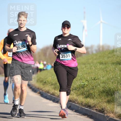 06.04.2025 - 44. Internationalen Wilhelmsburger Insellauf Jannik Wohlers http://msf.ph/oto/7617281 06.04.2025 09:42:00 Laufen 01, 45, 3525, 3531 meine-sportfotos.de