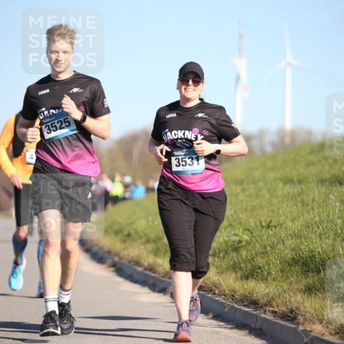 06.04.2025 - 44. Internationalen Wilhelmsburger Insellauf Jannik Wohlers http://msf.ph/oto/7617282 06.04.2025 09:42:00 Laufen 01, 00, 3525, 3531 meine-sportfotos.de