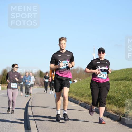 06.04.2025 - 44. Internationalen Wilhelmsburger Insellauf Jannik Wohlers http://msf.ph/oto/7617285 06.04.2025 09:42:01 Laufen 4401, 25, 3531 meine-sportfotos.de