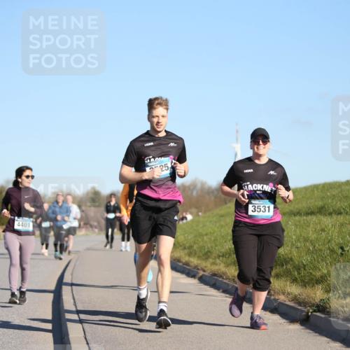 06.04.2025 - 44. Internationalen Wilhelmsburger Insellauf Jannik Wohlers http://msf.ph/oto/7617286 06.04.2025 09:42:01 Laufen 4401, 25, 3531 meine-sportfotos.de