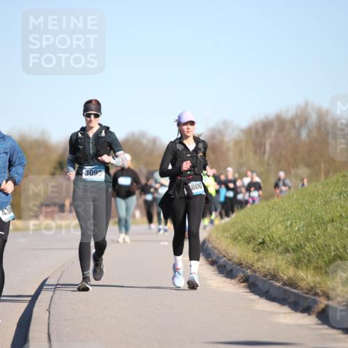06.04.2025 - 44. Internationalen Wilhelmsburger Insellauf Jannik Wohlers http://msf.ph/oto/7617295 06.04.2025 09:42:06 Laufen 438, 3095, 800 meine-sportfotos.de