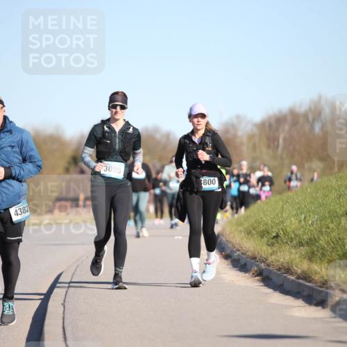 06.04.2025 - 44. Internationalen Wilhelmsburger Insellauf Jannik Wohlers http://msf.ph/oto/7617298 06.04.2025 09:42:07 Laufen 42, 4382, 3095, 800 meine-sportfotos.de