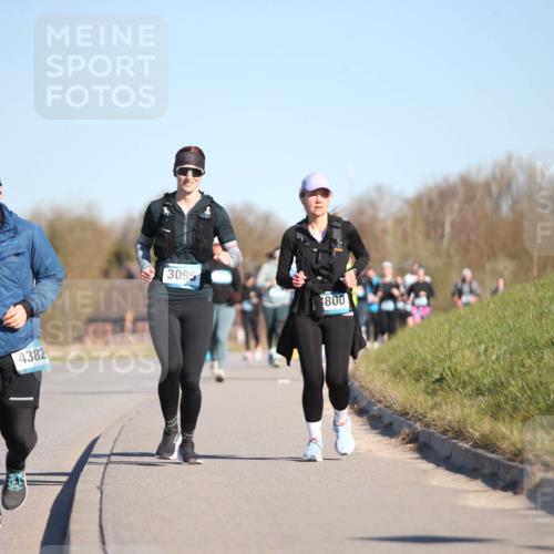06.04.2025 - 44. Internationalen Wilhelmsburger Insellauf Jannik Wohlers http://msf.ph/oto/7617299 06.04.2025 09:42:07 Laufen 42, 4382, 3095, 800 meine-sportfotos.de