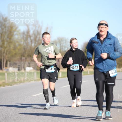 06.04.2025 - 44. Internationalen Wilhelmsburger Insellauf Jannik Wohlers http://msf.ph/oto/7617310 06.04.2025 09:42:10 Laufen 4041, 4042, 438 meine-sportfotos.de