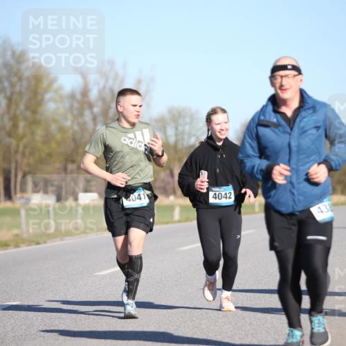 06.04.2025 - 44. Internationalen Wilhelmsburger Insellauf Jannik Wohlers http://msf.ph/oto/7617314 06.04.2025 09:42:10 Laufen 041, 4042, 438 meine-sportfotos.de