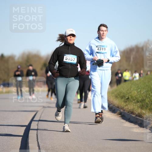 06.04.2025 - 44. Internationalen Wilhelmsburger Insellauf Jannik Wohlers http://msf.ph/oto/7617336 06.04.2025 09:42:20 Laufen 5157, 4319 meine-sportfotos.de