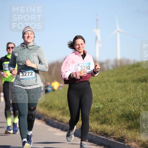 06.04.2025 - 44. Internationalen Wilhelmsburger Insellauf Jannik Wohlers http://msf.ph/oto/7617359 06.04.2025 09:42:28 Laufen 3272, 3262 meine-sportfotos.de