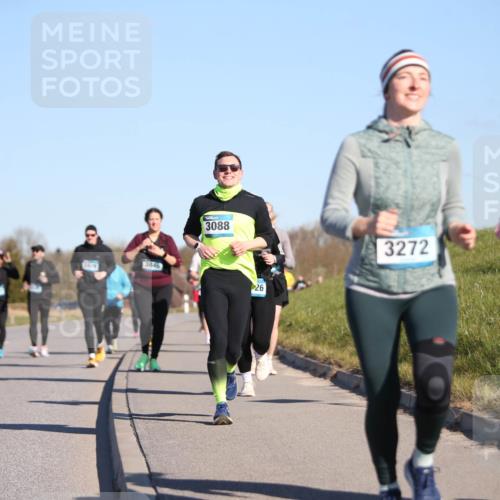 06.04.2025 - 44. Internationalen Wilhelmsburger Insellauf Jannik Wohlers http://msf.ph/oto/7617371 06.04.2025 09:42:30 Laufen 3846, 3088, 26, 3272 meine-sportfotos.de