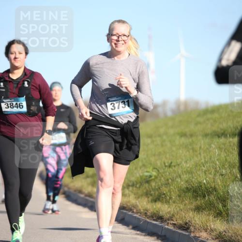 06.04.2025 - 44. Internationalen Wilhelmsburger Insellauf Jannik Wohlers http://msf.ph/oto/7617382 06.04.2025 09:42:34 Laufen 3846, 3731, 37 meine-sportfotos.de