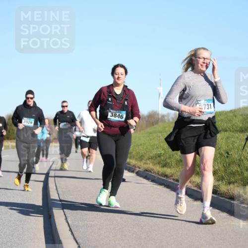 06.04.2025 - 44. Internationalen Wilhelmsburger Insellauf Jannik Wohlers http://msf.ph/oto/7617392 06.04.2025 09:42:35 Laufen 55158, 3929, 3846, 2731 meine-sportfotos.de