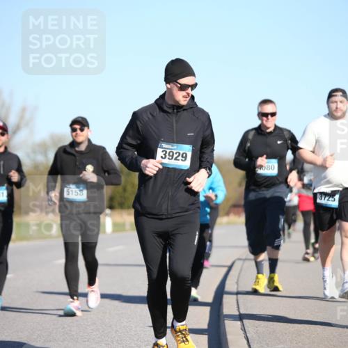 06.04.2025 - 44. Internationalen Wilhelmsburger Insellauf Jannik Wohlers http://msf.ph/oto/7617394 06.04.2025 09:42:36 Laufen 5158, 4281, 3929, 080, 3725, 4 meine-sportfotos.de