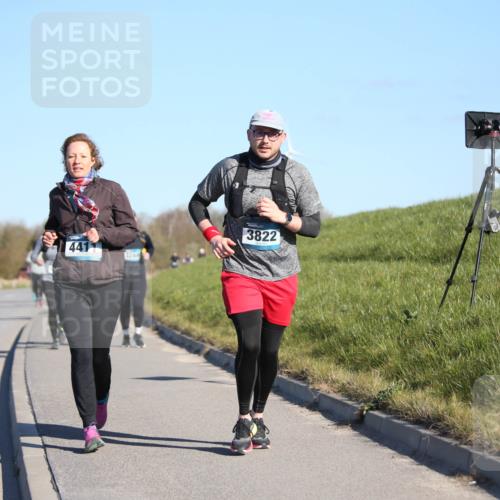06.04.2025 - 44. Internationalen Wilhelmsburger Insellauf Jannik Wohlers http://msf.ph/oto/7617416 06.04.2025 09:42:44 Laufen 44, 3244, 3822 meine-sportfotos.de