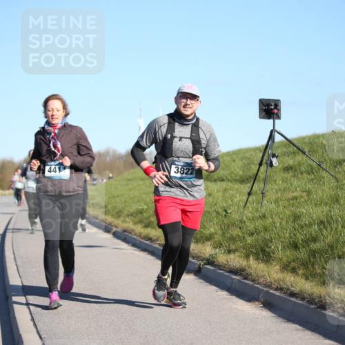 06.04.2025 - 44. Internationalen Wilhelmsburger Insellauf Jannik Wohlers http://msf.ph/oto/7617420 06.04.2025 09:42:45 Laufen 441, 3822 meine-sportfotos.de