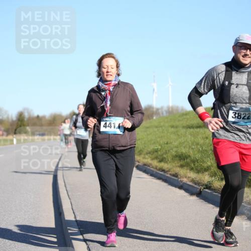 06.04.2025 - 44. Internationalen Wilhelmsburger Insellauf Jannik Wohlers http://msf.ph/oto/7617425 06.04.2025 09:42:46 Laufen 4411, 3822 meine-sportfotos.de