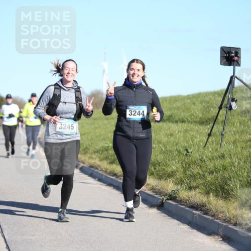 06.04.2025 - 44. Internationalen Wilhelmsburger Insellauf Jannik Wohlers http://msf.ph/oto/7617439 06.04.2025 09:42:49 Laufen 3245, 3244 meine-sportfotos.de