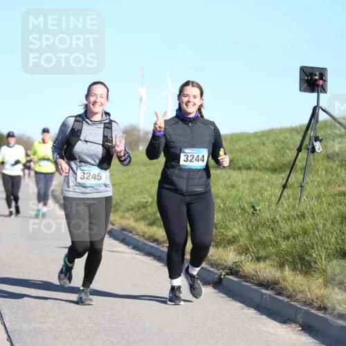 06.04.2025 - 44. Internationalen Wilhelmsburger Insellauf Jannik Wohlers http://msf.ph/oto/7617440 06.04.2025 09:42:49 Laufen 3245, 3244 meine-sportfotos.de