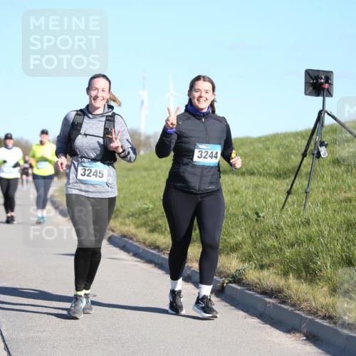 06.04.2025 - 44. Internationalen Wilhelmsburger Insellauf Jannik Wohlers http://msf.ph/oto/7617441 06.04.2025 09:42:49 Laufen 3245, 3244 meine-sportfotos.de