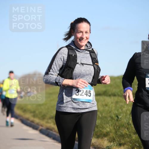 06.04.2025 - 44. Internationalen Wilhelmsburger Insellauf Jannik Wohlers http://msf.ph/oto/7617445 06.04.2025 09:42:50 Laufen 3245, 3244 meine-sportfotos.de