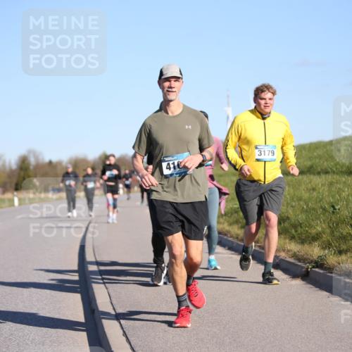 06.04.2025 - 44. Internationalen Wilhelmsburger Insellauf Jannik Wohlers http://msf.ph/oto/7617492 06.04.2025 09:43:04 Laufen 410, 3179 meine-sportfotos.de