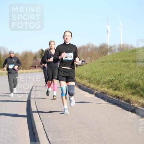 06.04.2025 - 44. Internationalen Wilhelmsburger Insellauf Jannik Wohlers http://msf.ph/oto/7617515 06.04.2025 09:43:10 Laufen 5645 meine-sportfotos.de