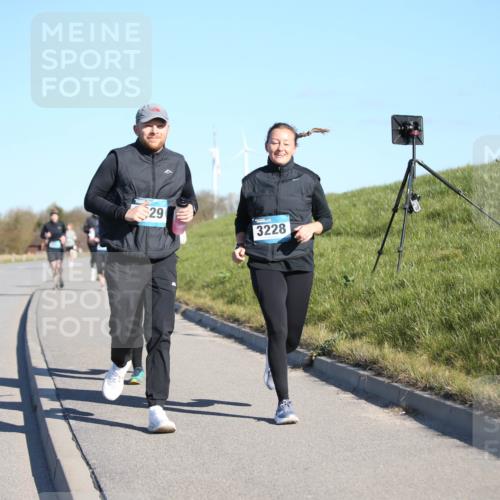 06.04.2025 - 44. Internationalen Wilhelmsburger Insellauf Jannik Wohlers http://msf.ph/oto/7617542 06.04.2025 09:43:17 Laufen 29, 3228 meine-sportfotos.de