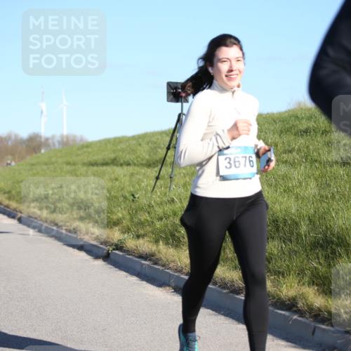 06.04.2025 - 44. Internationalen Wilhelmsburger Insellauf Jannik Wohlers http://msf.ph/oto/7617549 06.04.2025 09:43:19 Laufen 3676 meine-sportfotos.de