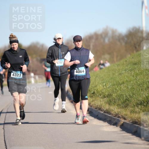 06.04.2025 - 44. Internationalen Wilhelmsburger Insellauf Jannik Wohlers http://msf.ph/oto/7617551 06.04.2025 09:43:20 Laufen 4323, 4087, 4064 meine-sportfotos.de