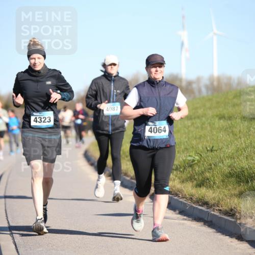 06.04.2025 - 44. Internationalen Wilhelmsburger Insellauf Jannik Wohlers http://msf.ph/oto/7617562 06.04.2025 09:43:24 Laufen 4323, 4087, 4064 meine-sportfotos.de