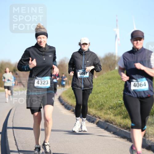 06.04.2025 - 44. Internationalen Wilhelmsburger Insellauf Jannik Wohlers http://msf.ph/oto/7617566 06.04.2025 09:43:25 Laufen 4323, 4087, 4064 meine-sportfotos.de