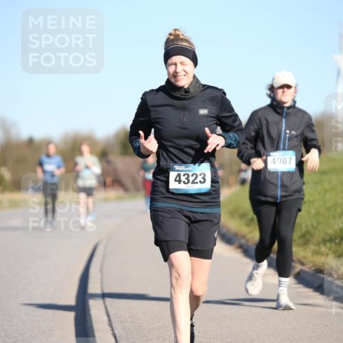 06.04.2025 - 44. Internationalen Wilhelmsburger Insellauf Jannik Wohlers http://msf.ph/oto/7617568 06.04.2025 09:43:25 Laufen 4323, 4087 meine-sportfotos.de