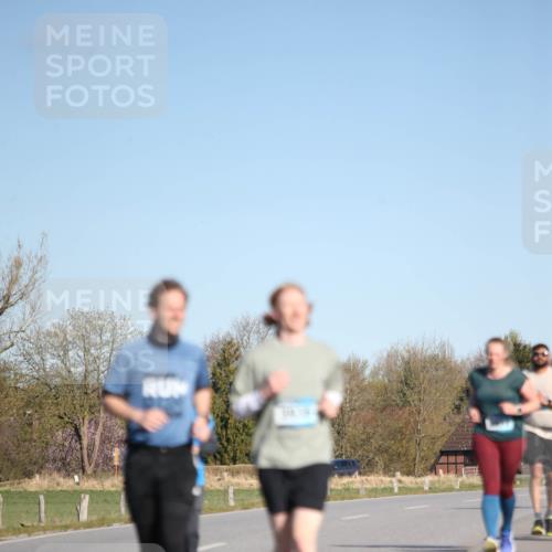 06.04.2025 - 44. Internationalen Wilhelmsburger Insellauf Jannik Wohlers http://msf.ph/oto/7617577 06.04.2025 09:43:35 Laufen  meine-sportfotos.de