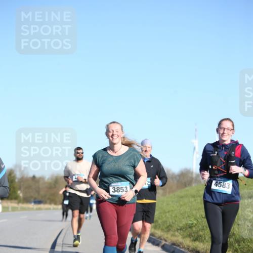 06.04.2025 - 44. Internationalen Wilhelmsburger Insellauf Jannik Wohlers http://msf.ph/oto/7617611 06.04.2025 09:43:44 Laufen 3853, 2, 4583 meine-sportfotos.de