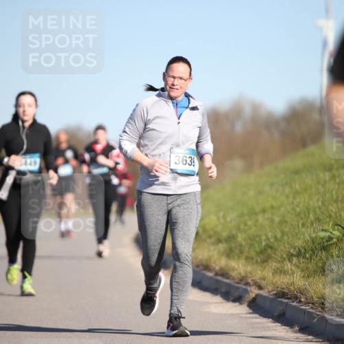06.04.2025 - 44. Internationalen Wilhelmsburger Insellauf Jannik Wohlers http://msf.ph/oto/7617649 06.04.2025 09:43:59 Laufen 3639 meine-sportfotos.de