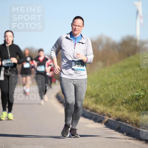 06.04.2025 - 44. Internationalen Wilhelmsburger Insellauf Jannik Wohlers http://msf.ph/oto/7617651 06.04.2025 09:43:59 Laufen 3639 meine-sportfotos.de