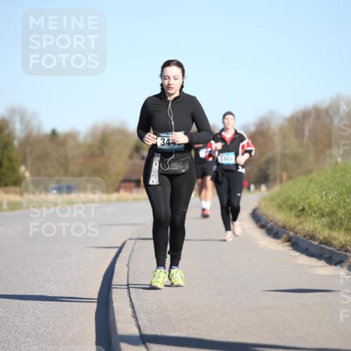 06.04.2025 - 44. Internationalen Wilhelmsburger Insellauf Jannik Wohlers http://msf.ph/oto/7617660 06.04.2025 09:44:01 Laufen 34, 3303 meine-sportfotos.de