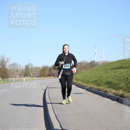 06.04.2025 - 44. Internationalen Wilhelmsburger Insellauf Jannik Wohlers http://msf.ph/oto/7617666 06.04.2025 09:44:04 Laufen 3449 meine-sportfotos.de