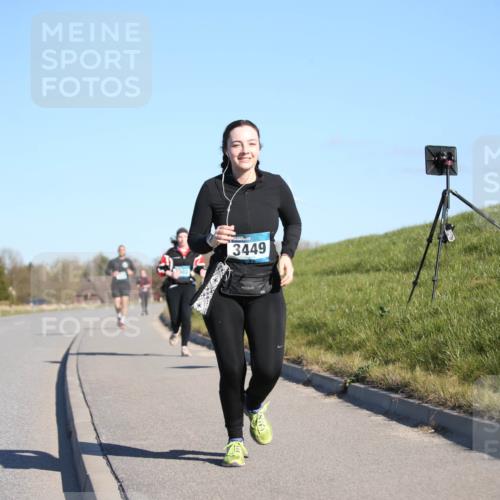 06.04.2025 - 44. Internationalen Wilhelmsburger Insellauf Jannik Wohlers http://msf.ph/oto/7617671 06.04.2025 09:44:05 Laufen 3449 meine-sportfotos.de
