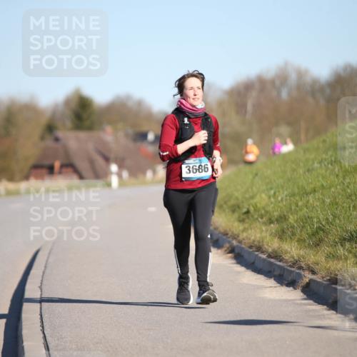 06.04.2025 - 44. Internationalen Wilhelmsburger Insellauf Jannik Wohlers http://msf.ph/oto/7617705 06.04.2025 09:44:20 Laufen 3686 meine-sportfotos.de