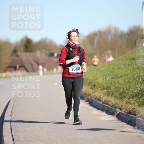 06.04.2025 - 44. Internationalen Wilhelmsburger Insellauf Jannik Wohlers http://msf.ph/oto/7617706 06.04.2025 09:44:20 Laufen 3686 meine-sportfotos.de