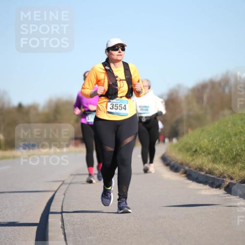 06.04.2025 - 44. Internationalen Wilhelmsburger Insellauf Jannik Wohlers http://msf.ph/oto/7617766 06.04.2025 09:44:57 Laufen 370, 3554, 4046 meine-sportfotos.de
