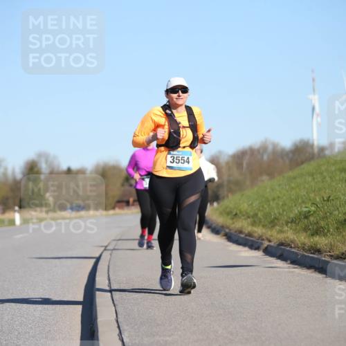 06.04.2025 - 44. Internationalen Wilhelmsburger Insellauf Jannik Wohlers http://msf.ph/oto/7617775 06.04.2025 09:44:59 Laufen 3554 meine-sportfotos.de