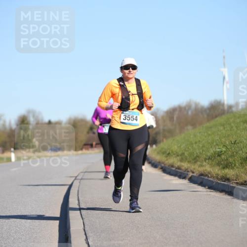 06.04.2025 - 44. Internationalen Wilhelmsburger Insellauf Jannik Wohlers http://msf.ph/oto/7617778 06.04.2025 09:44:59 Laufen 3554 meine-sportfotos.de